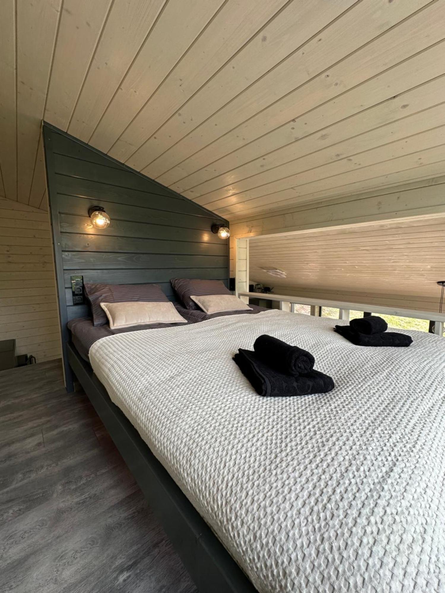 Holiday home Mirest - в горах із чаном-джакузі *