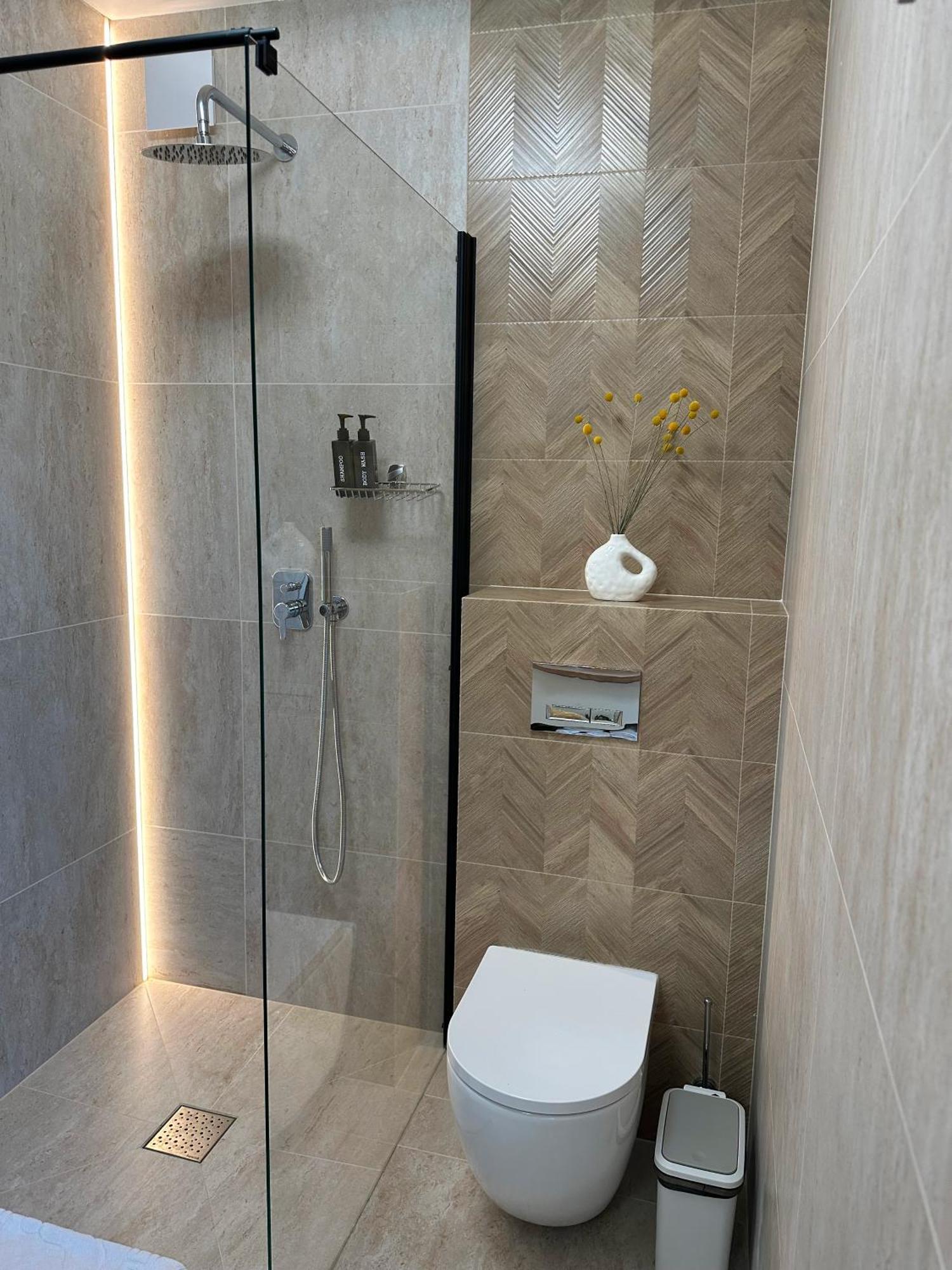 Holiday home Mirest - в горах із чаном-джакузі